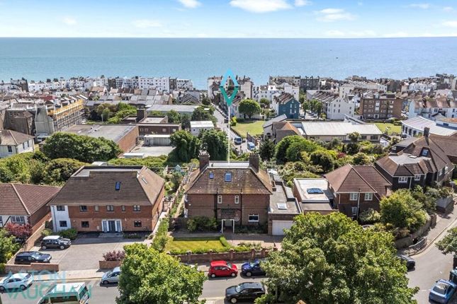 14 Bristol Gate, Brighton, East Sussex photo 2