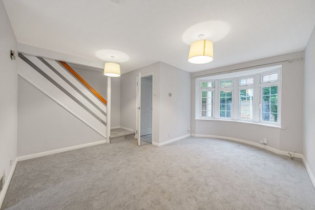 9, Marlborough Drive, Weybridge photo 3