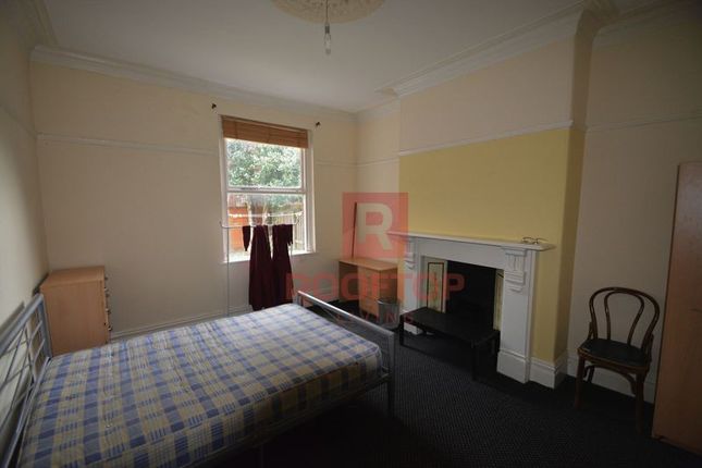 Room to rent in St. Michaels Terrace, Leeds