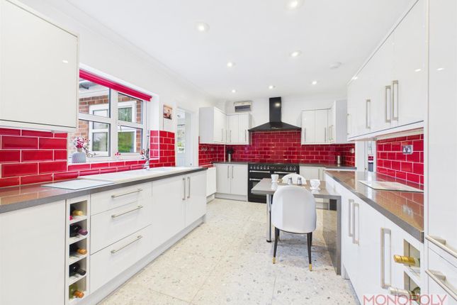 3, Chestnut Court, Summerhill photo 2