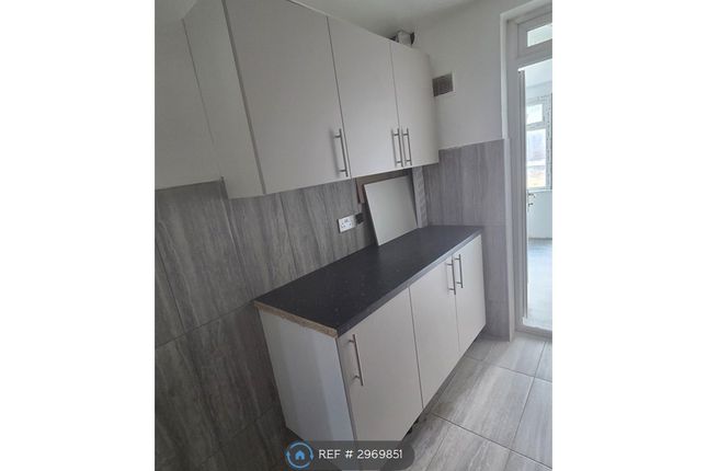 Boycroft Avenue, Kingsbury, London photo 4