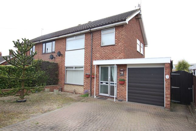 3 Bedroom Houses To Buy In River Hill Bramford Ipswich Ip8