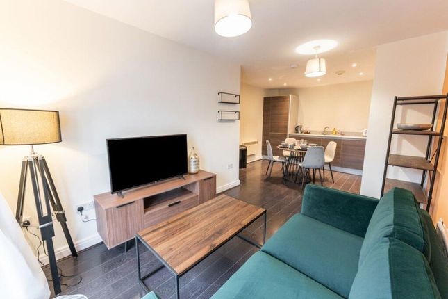 Flat to rent in Newhall Hill, Jewellery Quarter, Birmingham