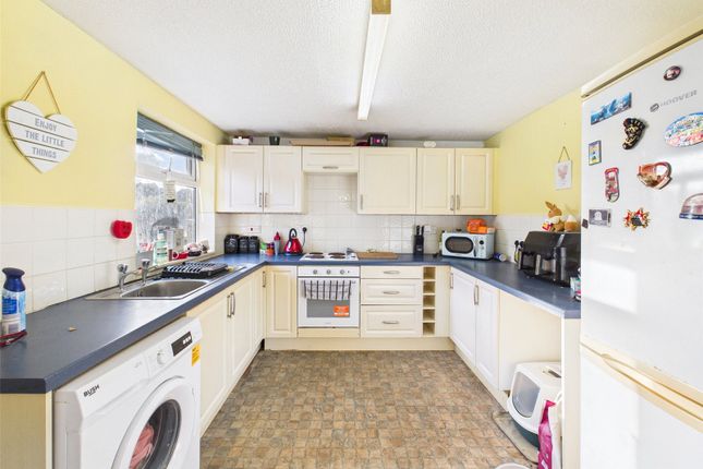 Flat 2, 27, Swiss Road, North Somerset photo 3