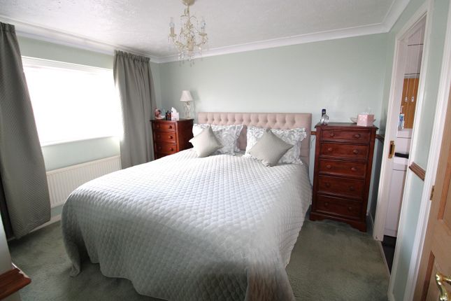 5, Rhodfa'r Coed, Maesteg photo 3
