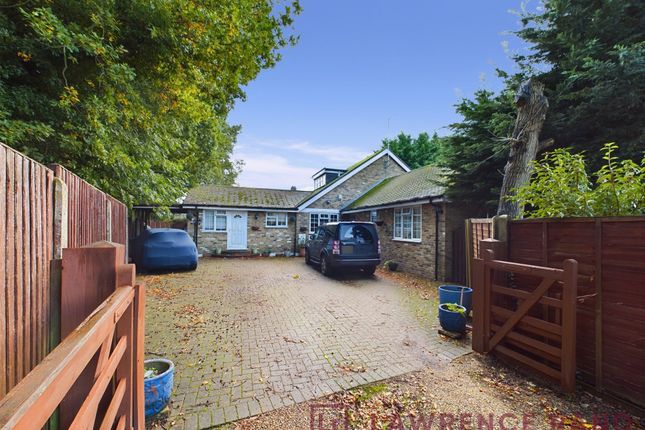 Thumbnail Detached house for sale in Northwood Road, Harefield