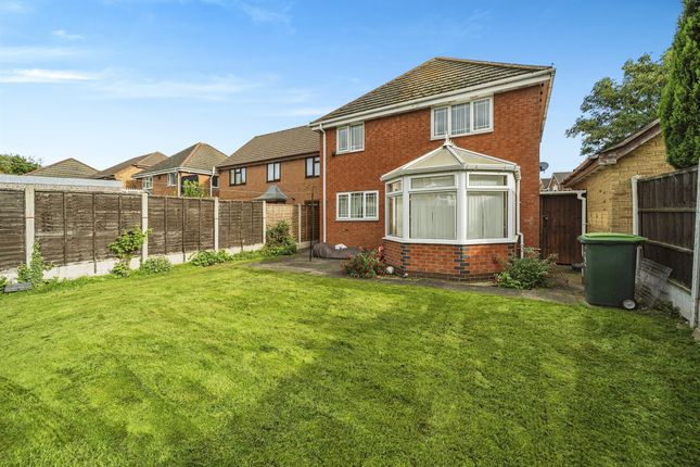 Detached house for sale in Standbridge Way, Tipton