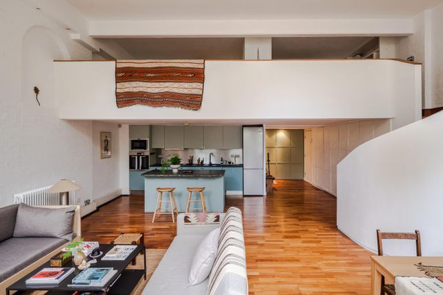 43 Searles Road, London photo 4
