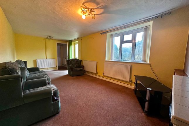 Rose Tree Cottage, Lower Road, Cinderford photo 4