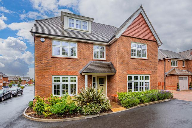 Thumbnail Detached house for sale in Garth Isaf, Radyr, Cardiff