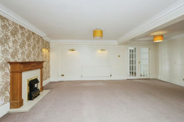Flat 11, Grand Mansions, 1-3, Silverdale Road, Eastbourne photo 2
