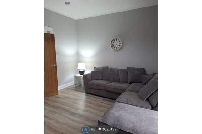 D Mclelland Drive, Kilmarnock photo 2