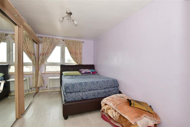 Thumbnail Flat for sale in Parr Road, London