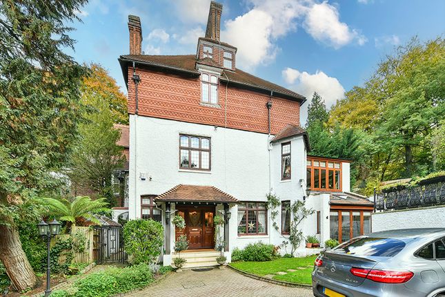 Thumbnail Semi-detached house for sale in North End Avenue, Hampstead