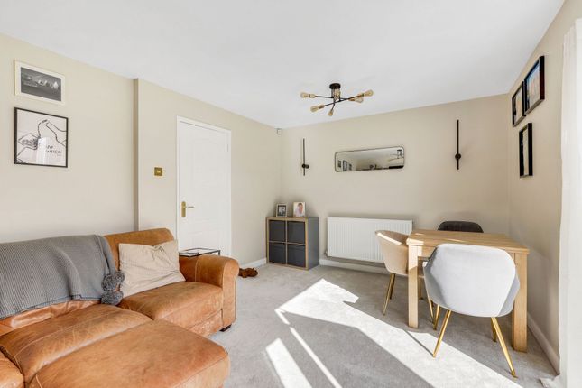 10 Farnsworth Grove, Sutton-In-Ashfield photo 4