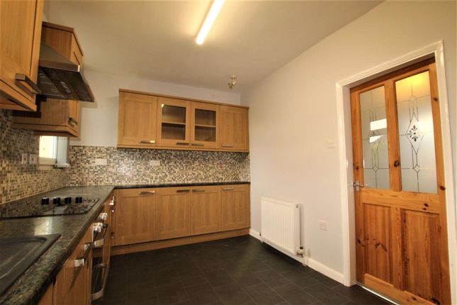 25 St. Marys Road, Rotherham photo 4