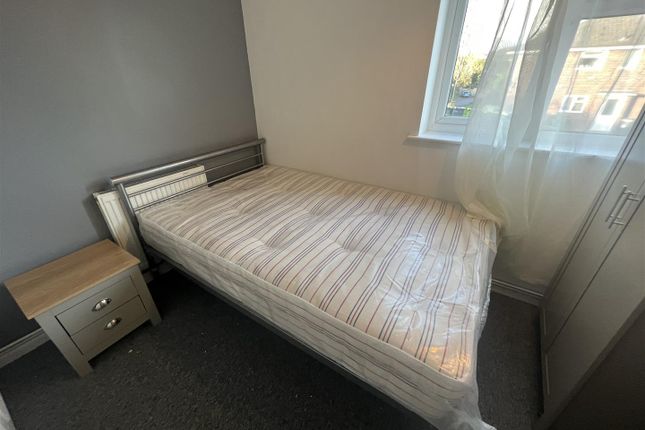 Thumbnail Room to rent in Lilburne Avenue, Norwich