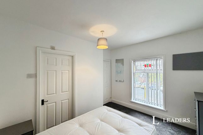 Room 2, 58, South Street, Cheshire photo 5