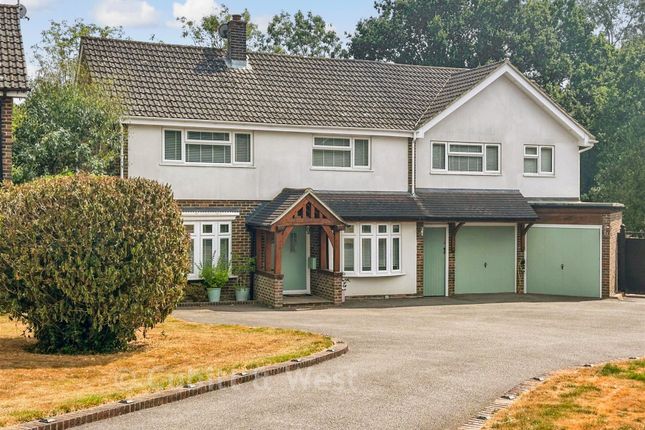 4, Newlands Park, Copthorne photo 4