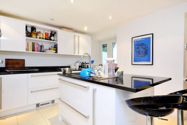 Thumbnail Property to rent in Sydner Road, Stoke Newington, London