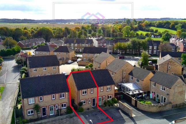 4 Paddock Close, Pontefract photo 2