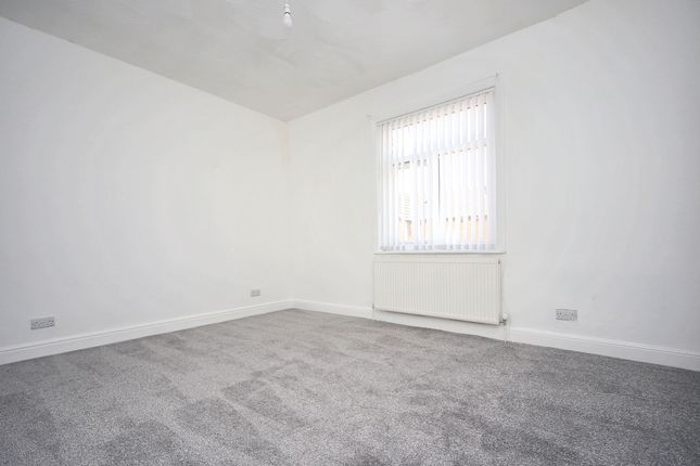 76 Manley Street, Wigan photo 4