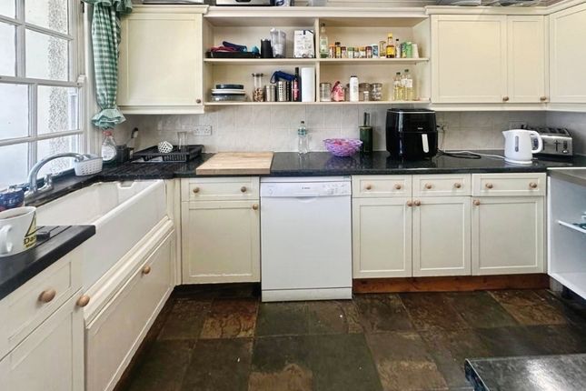 Room 3, 244, Shenley Road, Borehamwood photo 2
