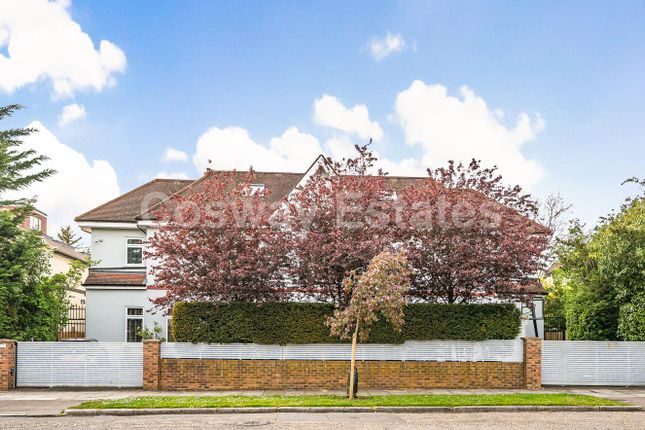 Detached house for sale in Parkside, Mill Hill, London
