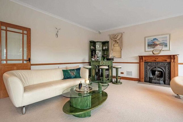 Park Drive,, Harrow photo 4