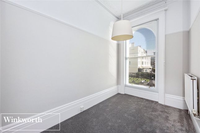 Flat for sale in Medina Terrace, Hove, East Sussex