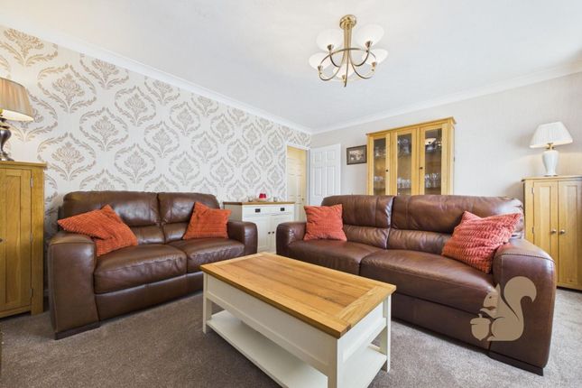Flat 6, Charleston Court Seaview Avenue, Colchester photo 4