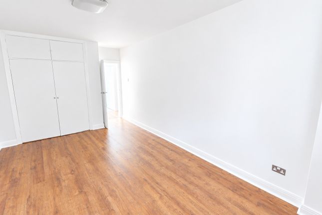 Flat 2, 46, Palmeira avenue, Hove photo 3