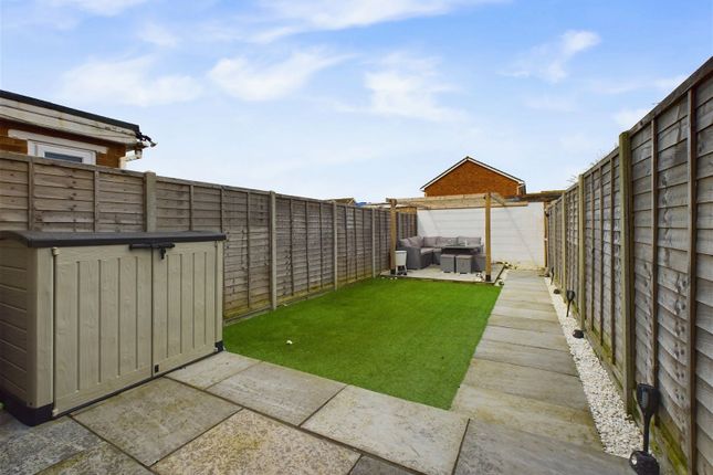 End terrace house for sale in Vancouver Road, Worthing