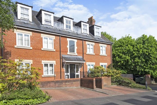 2 bed penthouse for sale in Boltro Road, Haywards Heath RH16
