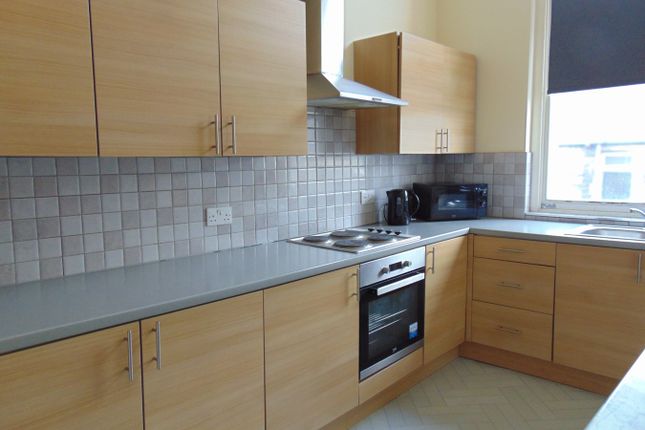 Flat to rent in Colne Road, Burnley