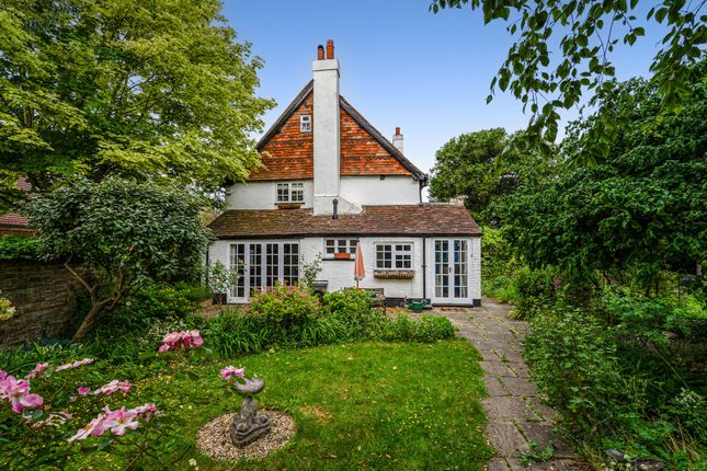 107, Shaw Road, Newbury photo 2