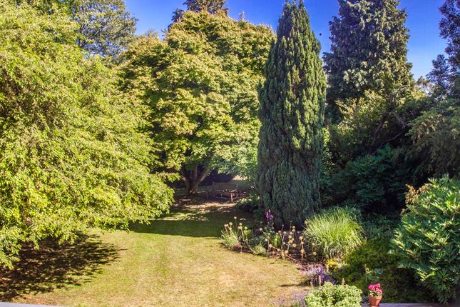 High Corner, Bere Court Road, Pangbourne on Thames photo 4