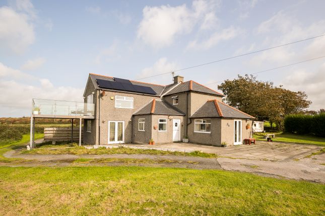 Farmhouse for sale in Valley, Holyhead