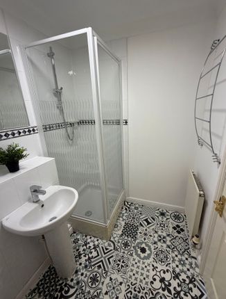 266B, Manchester Road, Canary Wharf photo 5