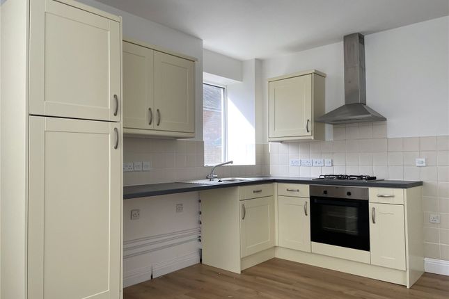 Flat 2, 1, Billetfield, Somerset photo 2