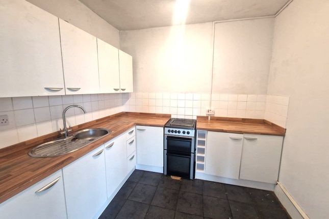 Flat 2, 7 Imperial Road, Exmouth photo 2