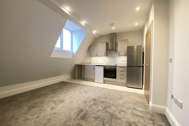 Apartment 10, 115, Long Lane, Huddersfield photo 3