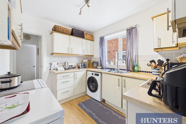 8, Millfield Road, Bridlington photo 3