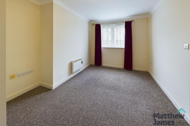Flat to rent in Rectory Road, Tiptree, Colchester