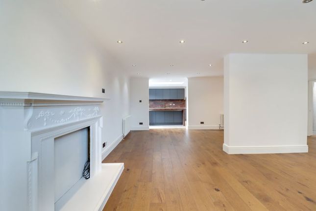 1, Heathpark Drive, Windlesham photo 2