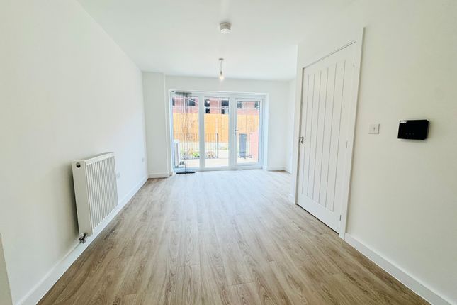 23, Foundry Avenue, DERBY photo 3