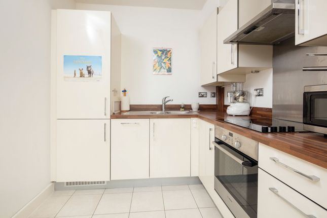 Flat for sale in Stothert Avenue, Bath