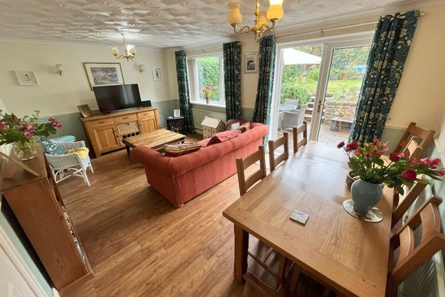 32, Malford Grove, Abergavenny photo 2