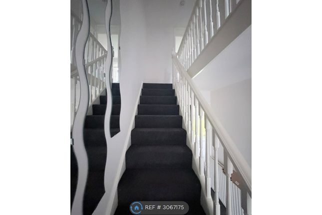 Phoenix Place, Newton Aycliffe photo 3