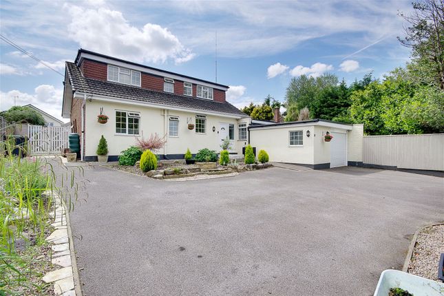 Thumbnail Property for sale in Ford Close, Ferndown